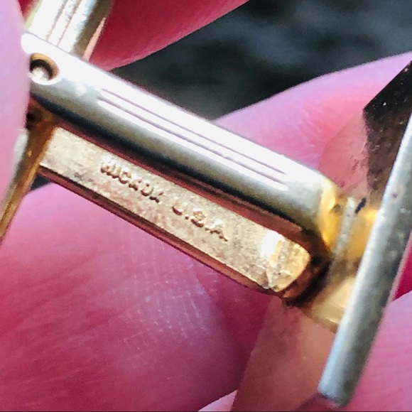 Vintage men’s Hickok gold textured design rectangle cuff links - Picture 7 of 8